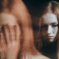 Skizofrenia:Si E Shohin Realitetin Personat Me Skizofreni